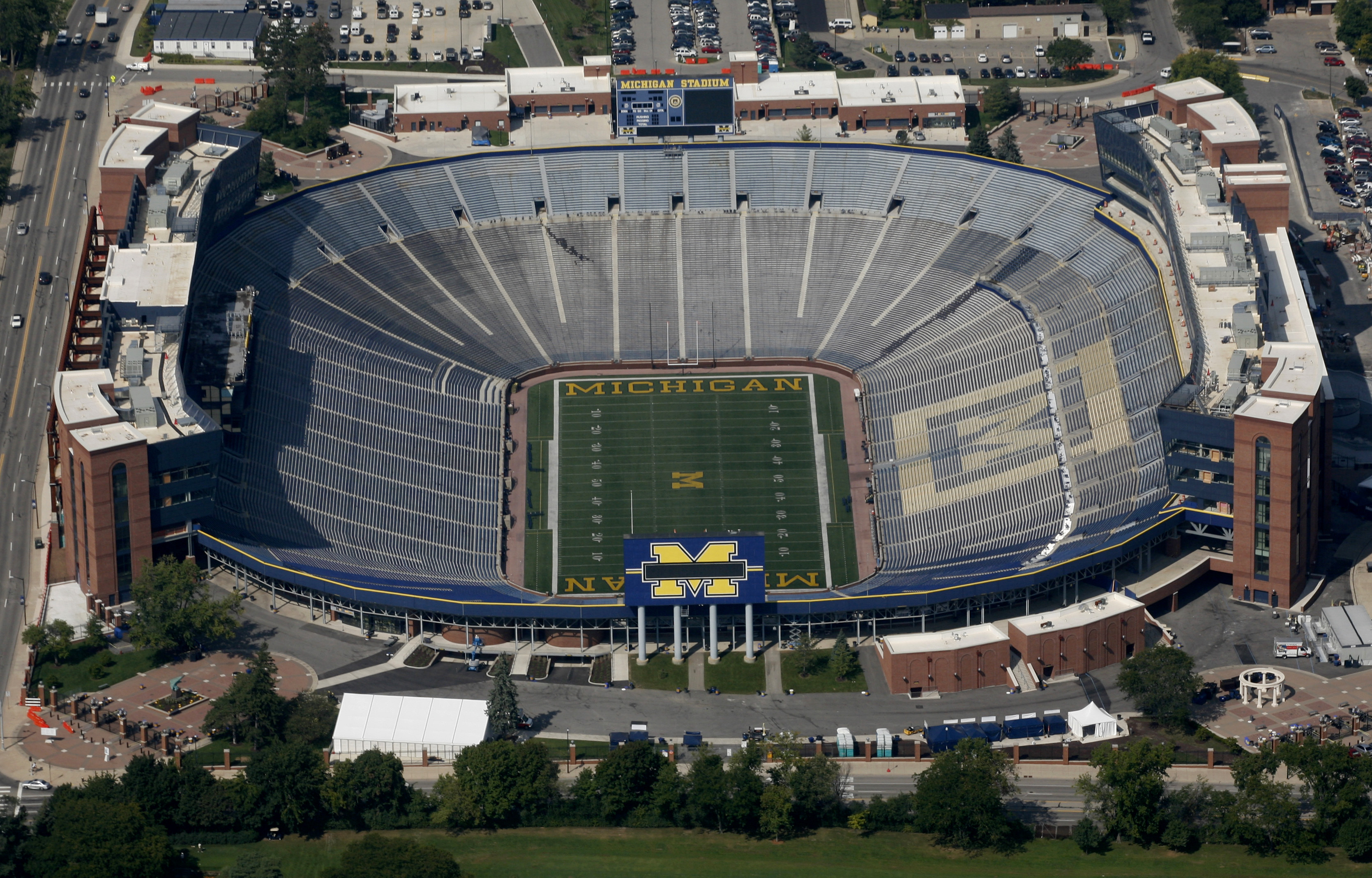 UMich takes 50 mln stake in Roark restaurant platform